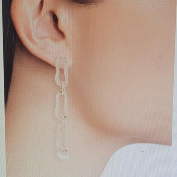 Open Edit CZ Earrings - Picture 2 of 2